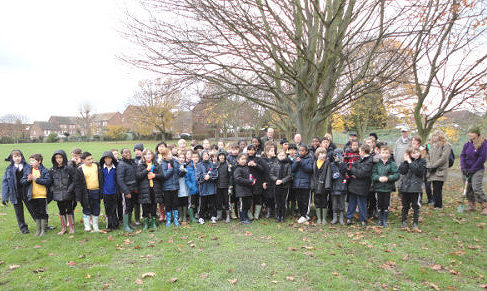 Bishop Perrin school helped plant hedgerows and learnt about the River Crane in Kneller Gardens, November 2010